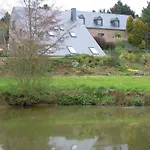 Relaxing With Pool Villa Filot