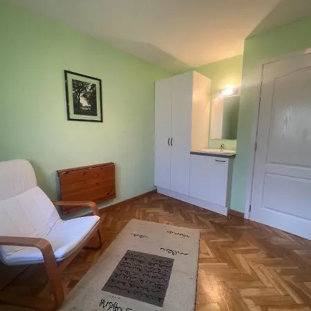 Relaxing With Pool Villa