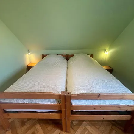 Relaxing With Pool Villa Filot